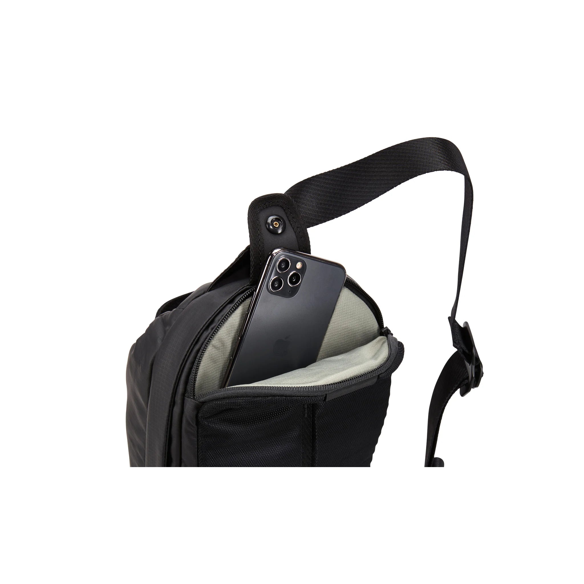 Thule Thule Tact Sling 8L - Black – 3205291 – Produktbild 13