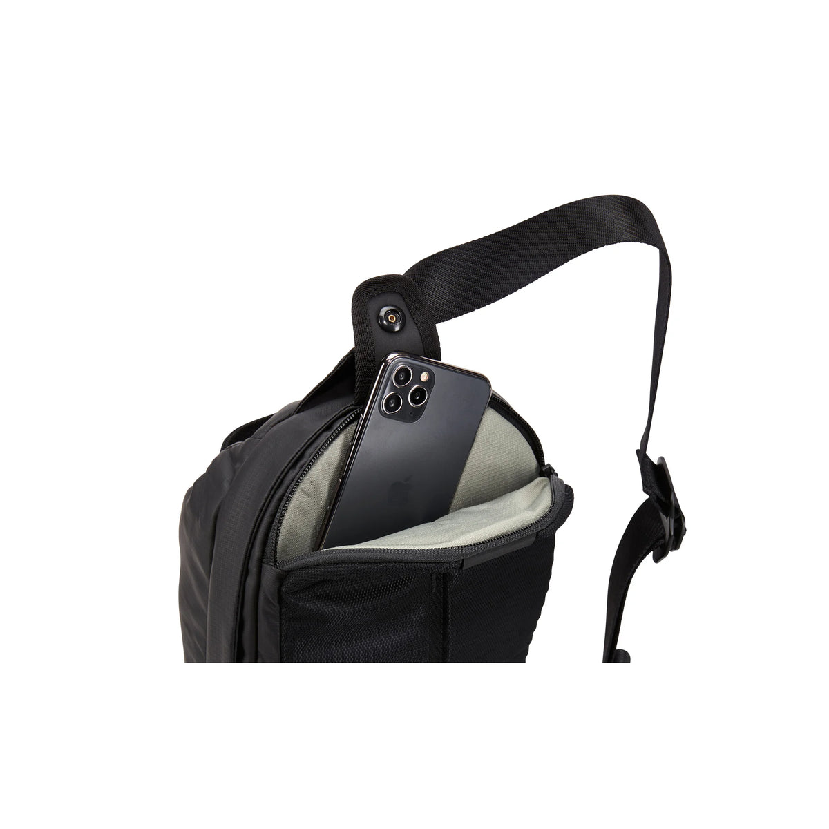 Thule Thule Tact Sling 8L - Black – 3205291 – Produktbild 13