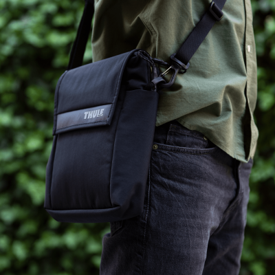 Thule Paramount Crossbody Tote - Black